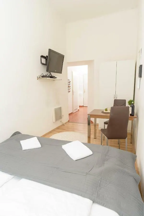 Apartment Van Der Nuellgasse By Welcome2Vienna